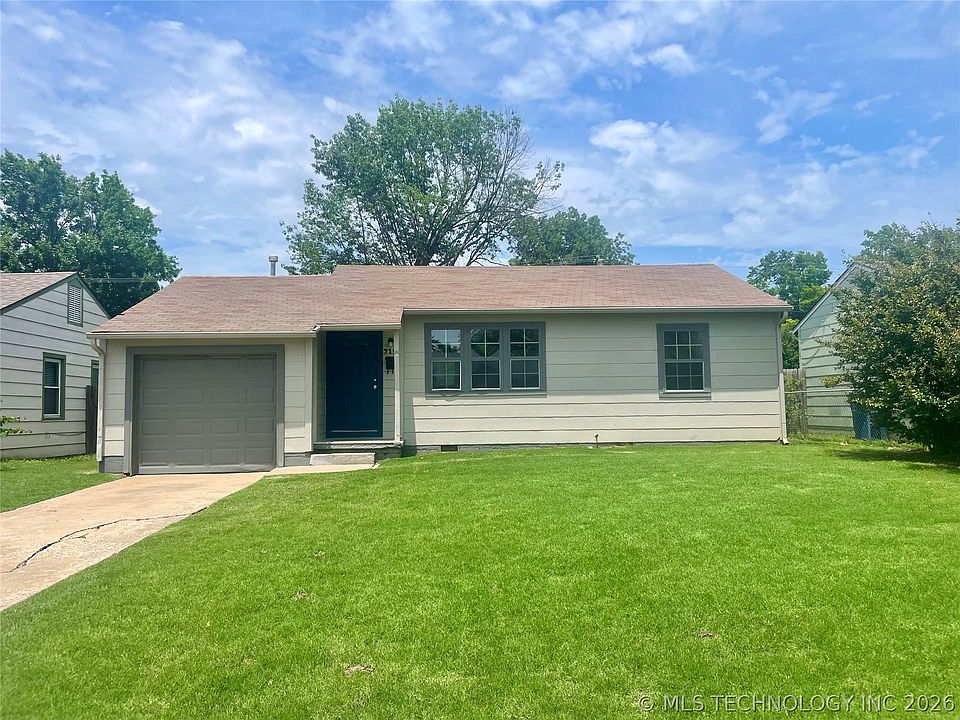 1st image of 319 E 45th Pl