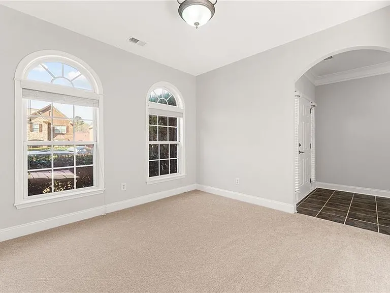 3329 Rosecliff Trce — Photo 8