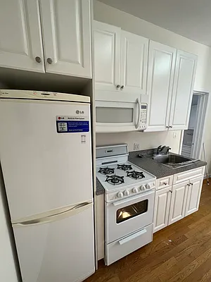 Rented by Corcoran | media 6