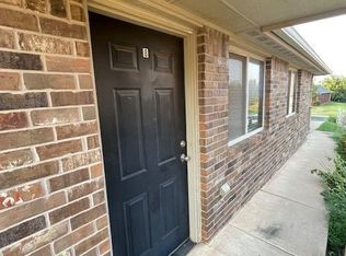 11905 Wickford Pl UNIT B, Yukon, OK 73099