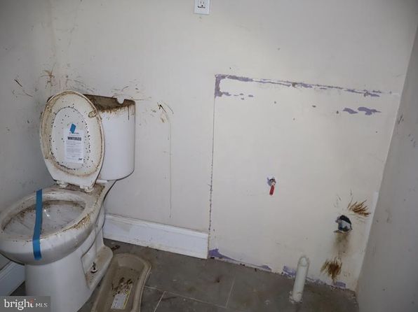 philadelphia-pennsylvania-80946409 picture