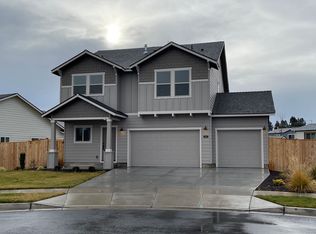 2522 SW Newberry Loop, Redmond, OR 97756