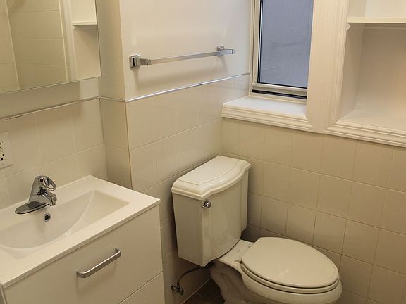 3rd image of 180 Norman Ave #14