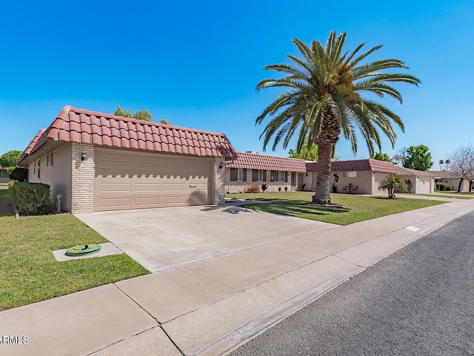 1st image of 10308 W KINGSWOOD Circle