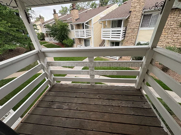8555 Fairmount Dr #B205 — Photo 6