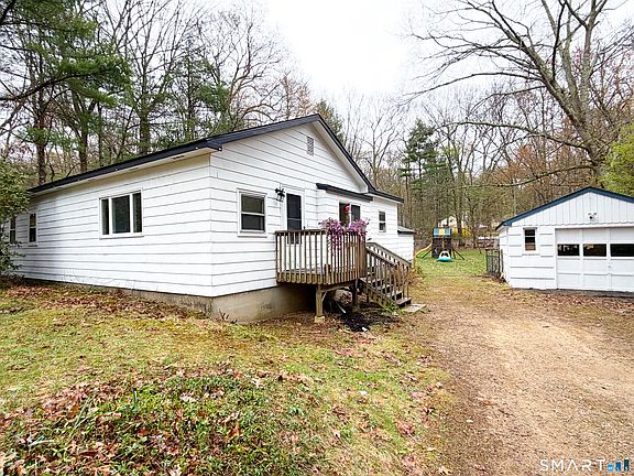 2nd image of 45 Navratil Road