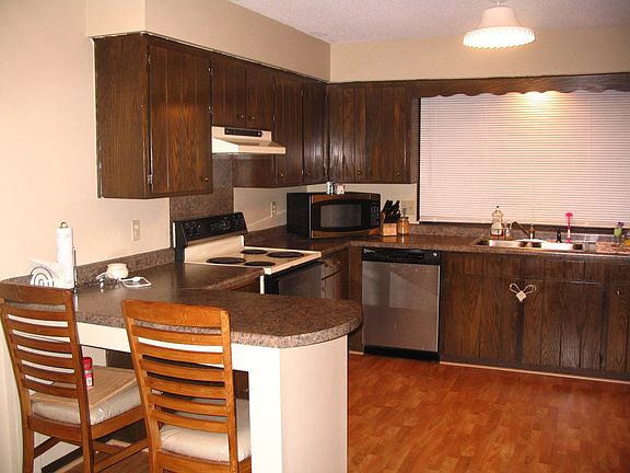 4th image of 4918 Aspen Dr