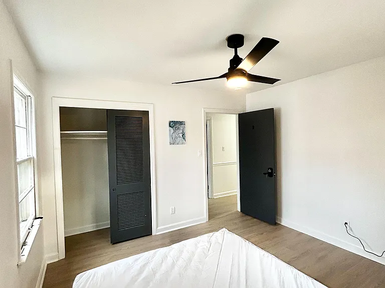 Anthony Dr — Photo 2