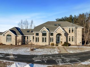 4092 W Pond Rd, Leaf River, IL 61047
