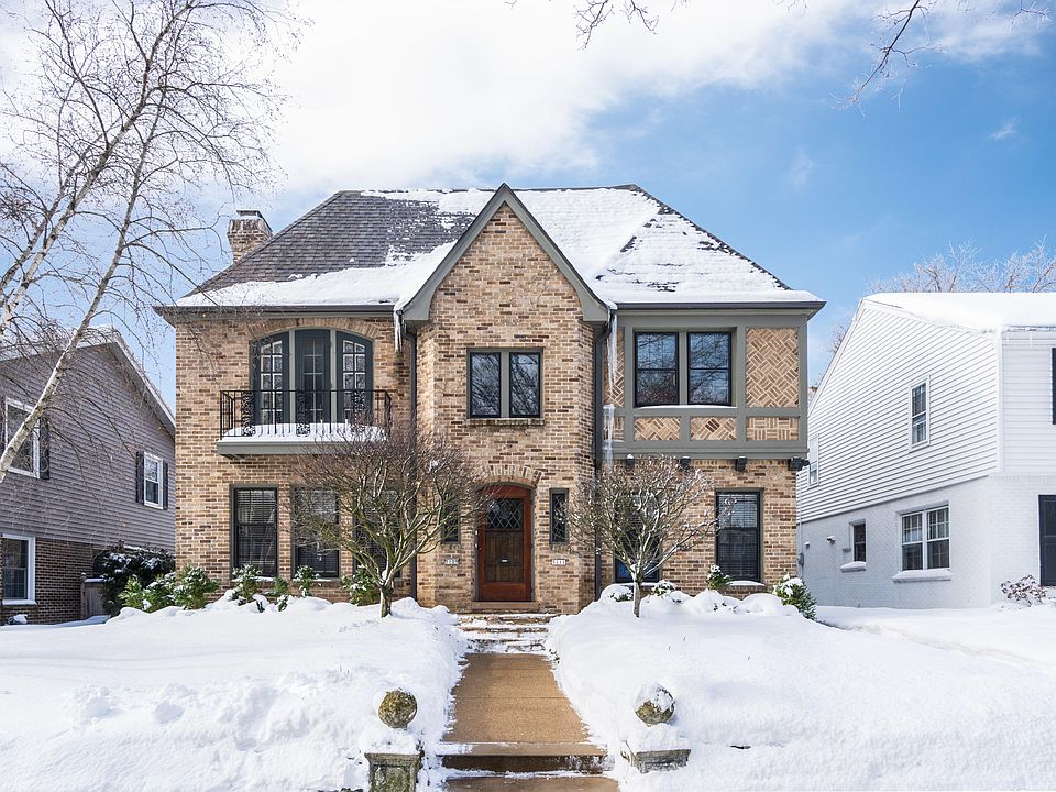 1st image of 5111 N Lake Dr #2