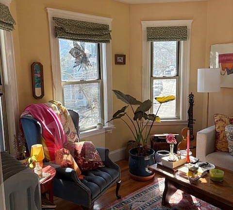 4th image of 35 Buena Vista Park APT 2