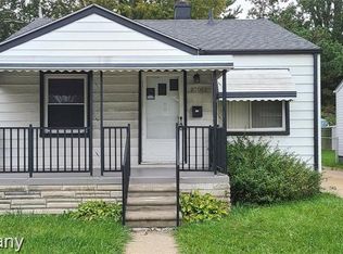 27052 Dartmouth St, Madison Heights, MI