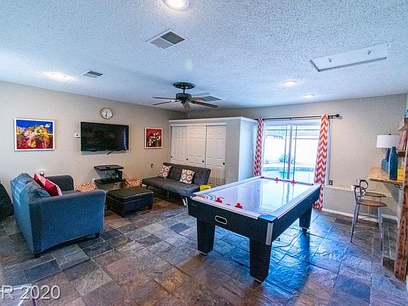 3rd image of 1257 Campbell Dr