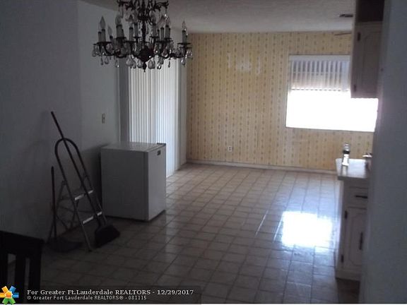 4th image of 8241 NW 47th St
