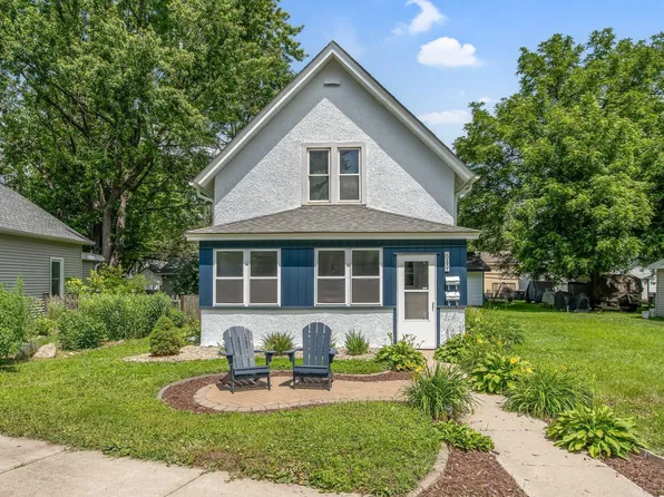 619 4th Ave E, Shakopee, MN 55379