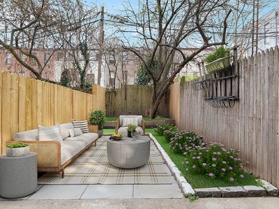 394 15th St APT 1RR, Brooklyn, NY, 11215