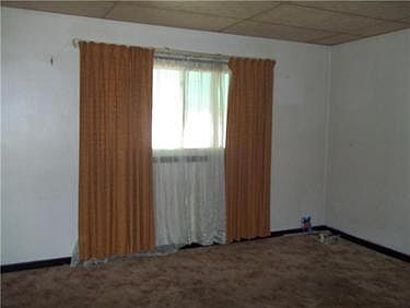 5th image of 608 Park Ave