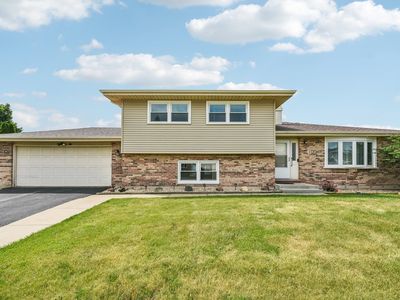 410 Flint Trl, Carol Stream, IL, 60188