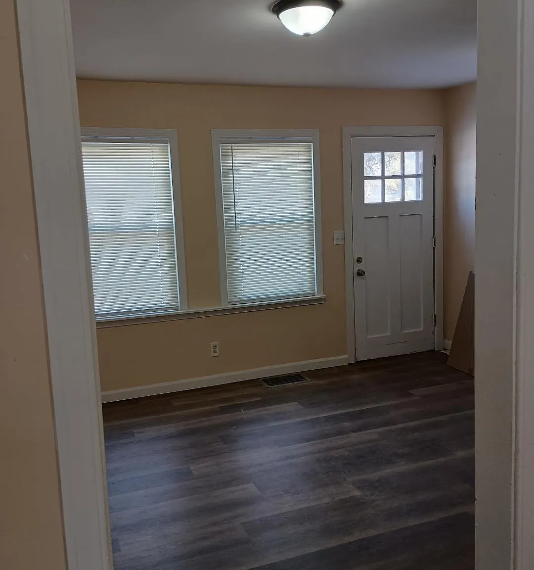 2 bed, 839 sqft, $1,400 — Photo 4
