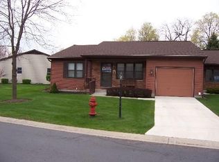 1972 Sandy Creek Dr, Elgin, IL 60123