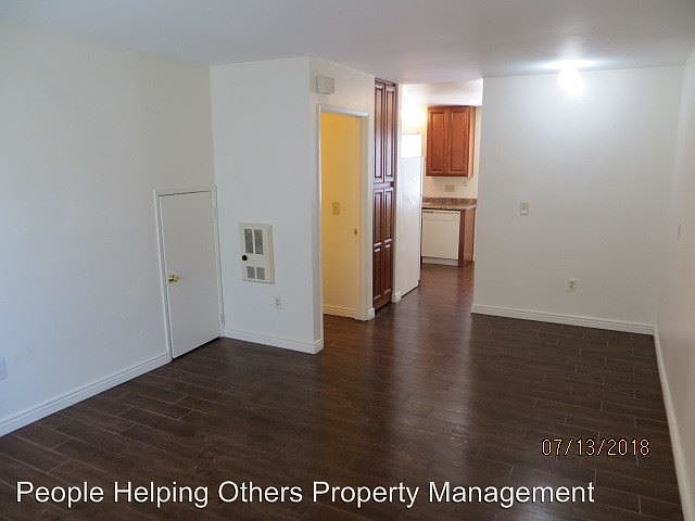 1st image of 3707 Hilltop Dr APT 6