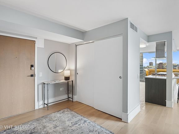 5th image of 1580 Sherman Ave APT 801