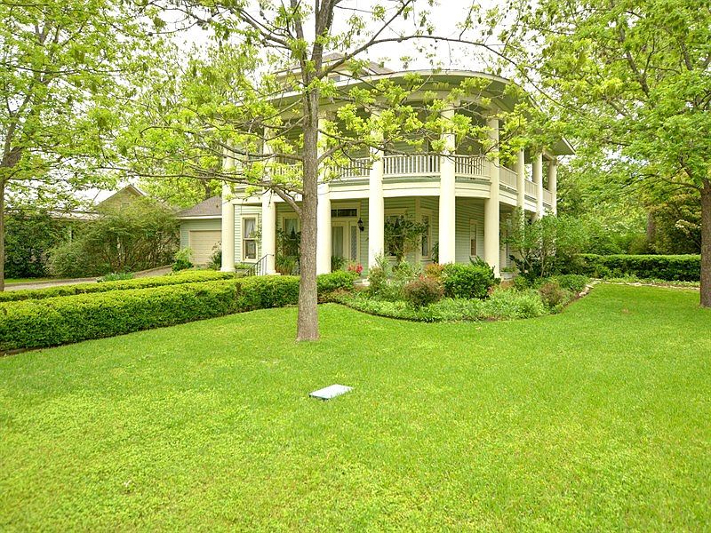 802 W San Antonio St, San Marcos, TX 78666 | Zillow