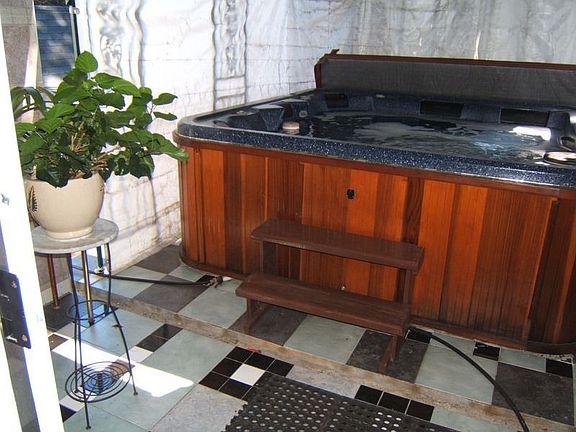 Jacuzzi