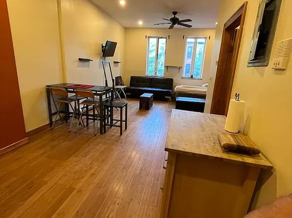 582 Mac Donough St #3B