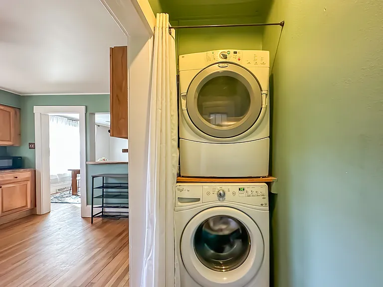 In-unit washer & dryer