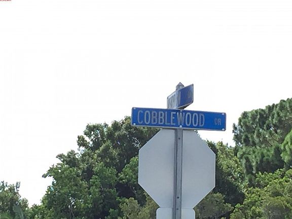 5th image of 418 Cobblewood Dr