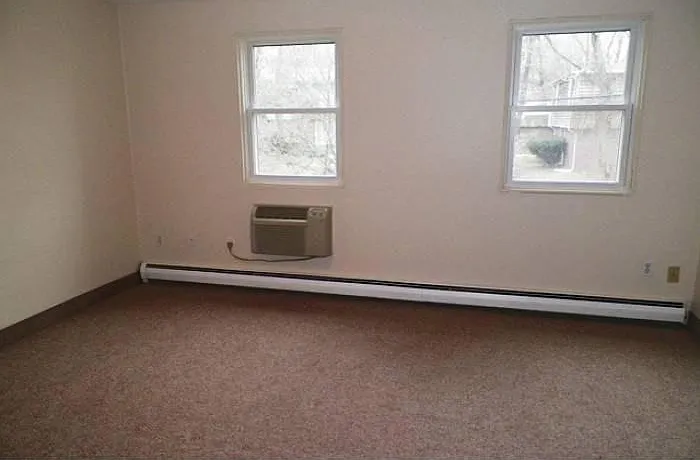 139 Hillcrest Ave — Photo 14