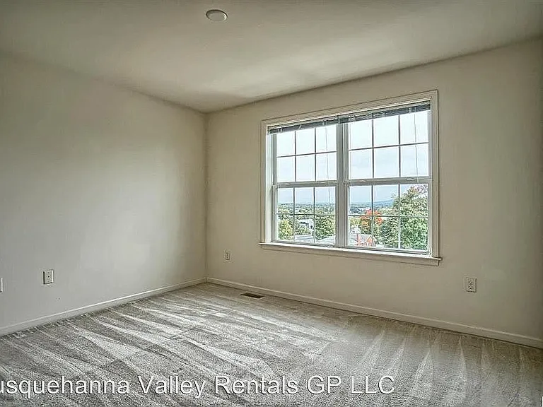 16 Dougherty Dr — Photo 9