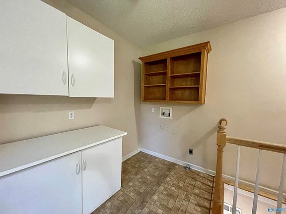 4th image of 130 Sweet Home Rd