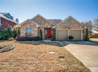 1228 Falling Water Dr, Lewisville, TX 75067