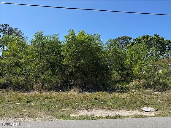 3rd image of 5101 Lee St