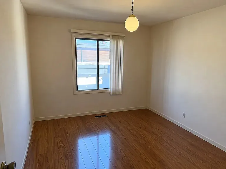 1384 Vista Grande