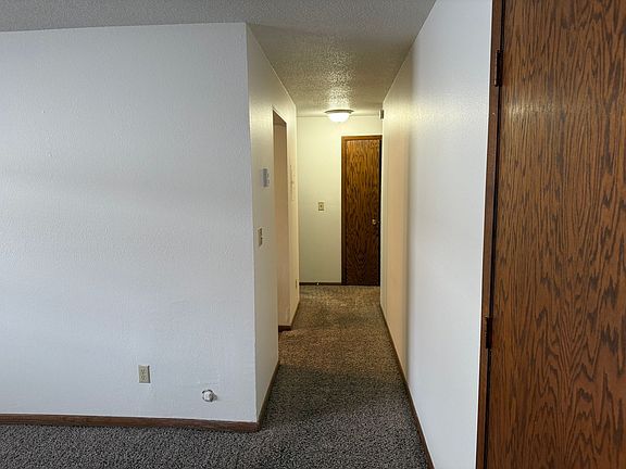 4th image of 1122 27th Ave S APT 4