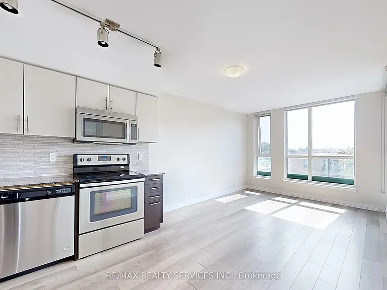 80 Esther Lorrie Dr #415 — Photo 8