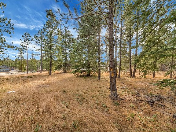 5th image of Westwind Ct