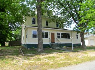 1300 Dwight Ave, Colonial Beach, VA 22443