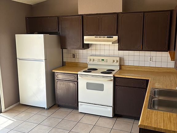 3rd image of 4637 E Camino St APT 1