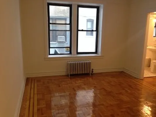 Rented by Showcase Realty | media 15