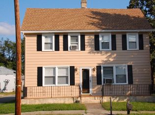 28 Main St, Swedesboro, NJ 08085
