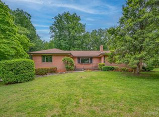 2046 Houston Rd, Columbus, NC 28722