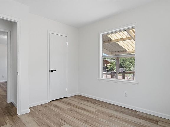 5th image of 4204 Cunningham Dr
