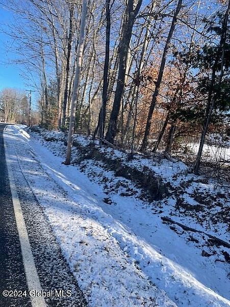 5th image of 524 Lakeview Road