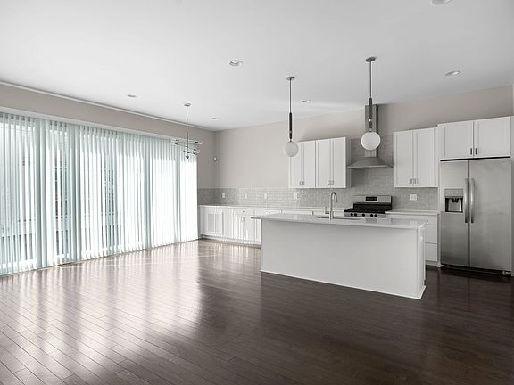 4th image of 227 Oceola Ave APT 6