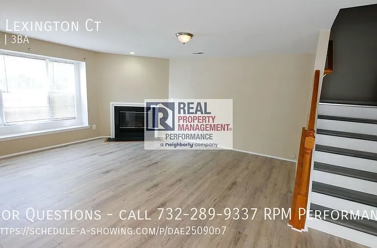 17 Lexington Ct — Photo 4