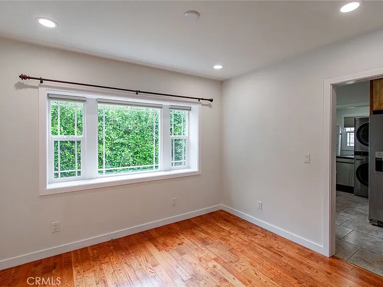 1418 Ellsmere Ave — Photo 7